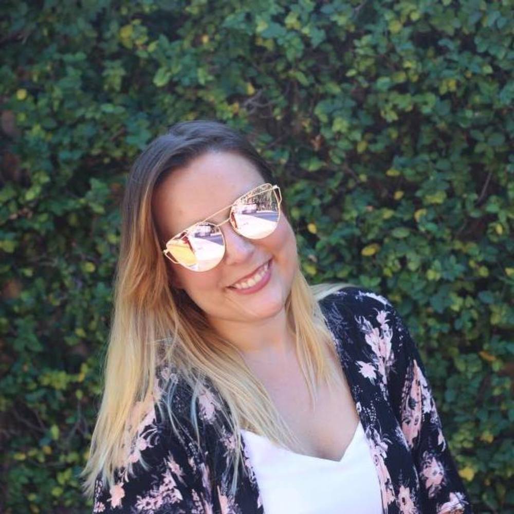 Meet your Posher, Lauren