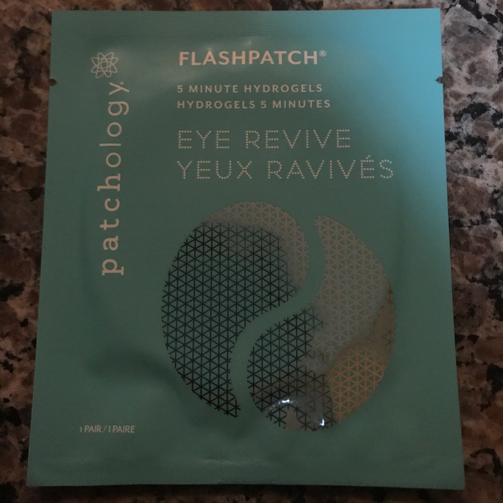 Patchology Eye Revive