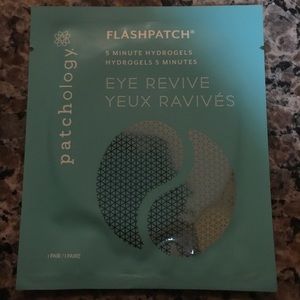 Patchology Eye Revive