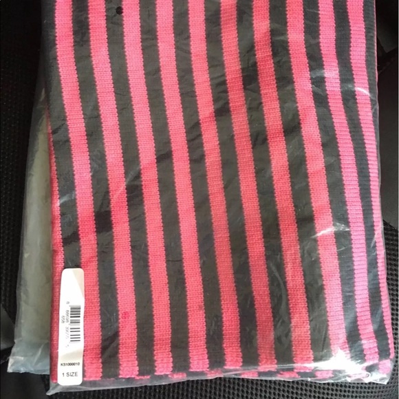 NWTs Kate Spade Pink Striped Wool Scarf Msrp $118 - Picture 3 of 3