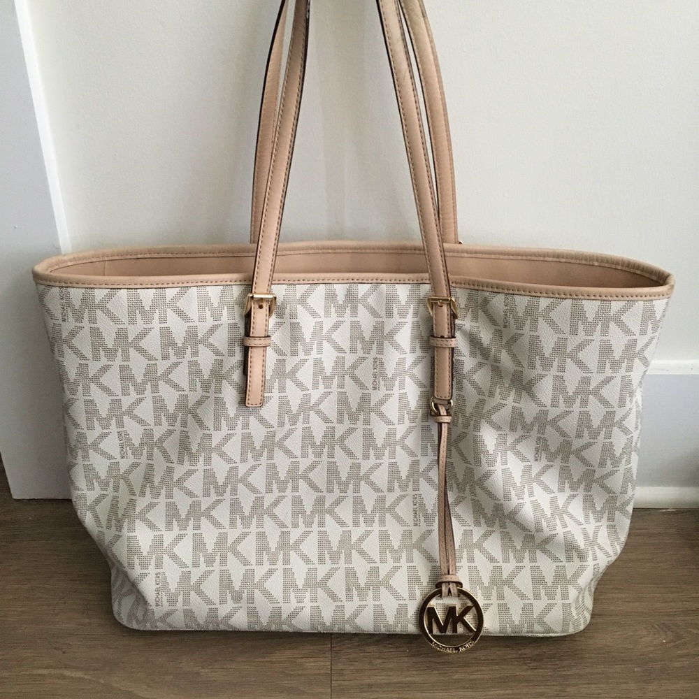 MICHAEL KORS VANILLA JET SET TRAVEL TOTE