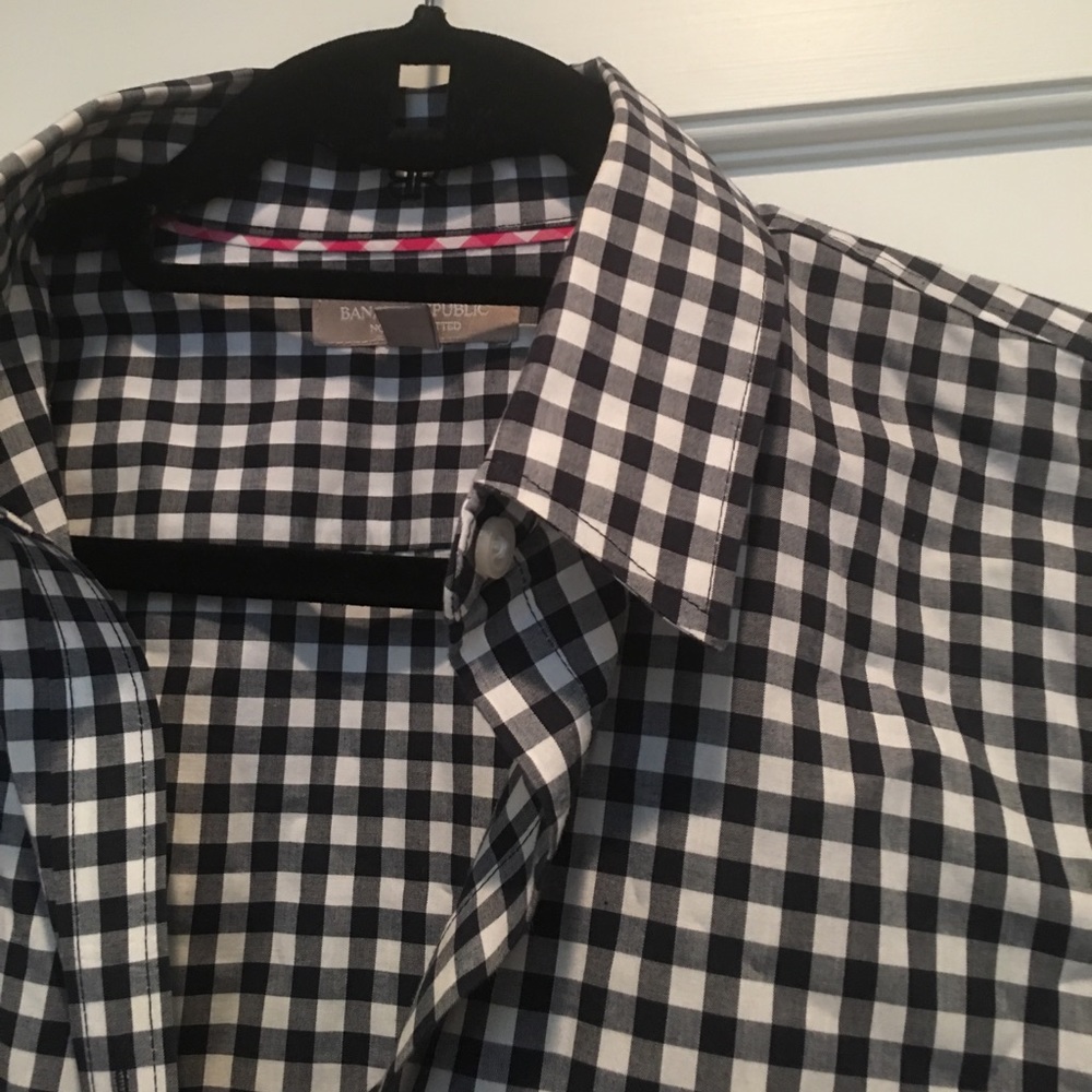 Banana Republic ladies blouse size 10