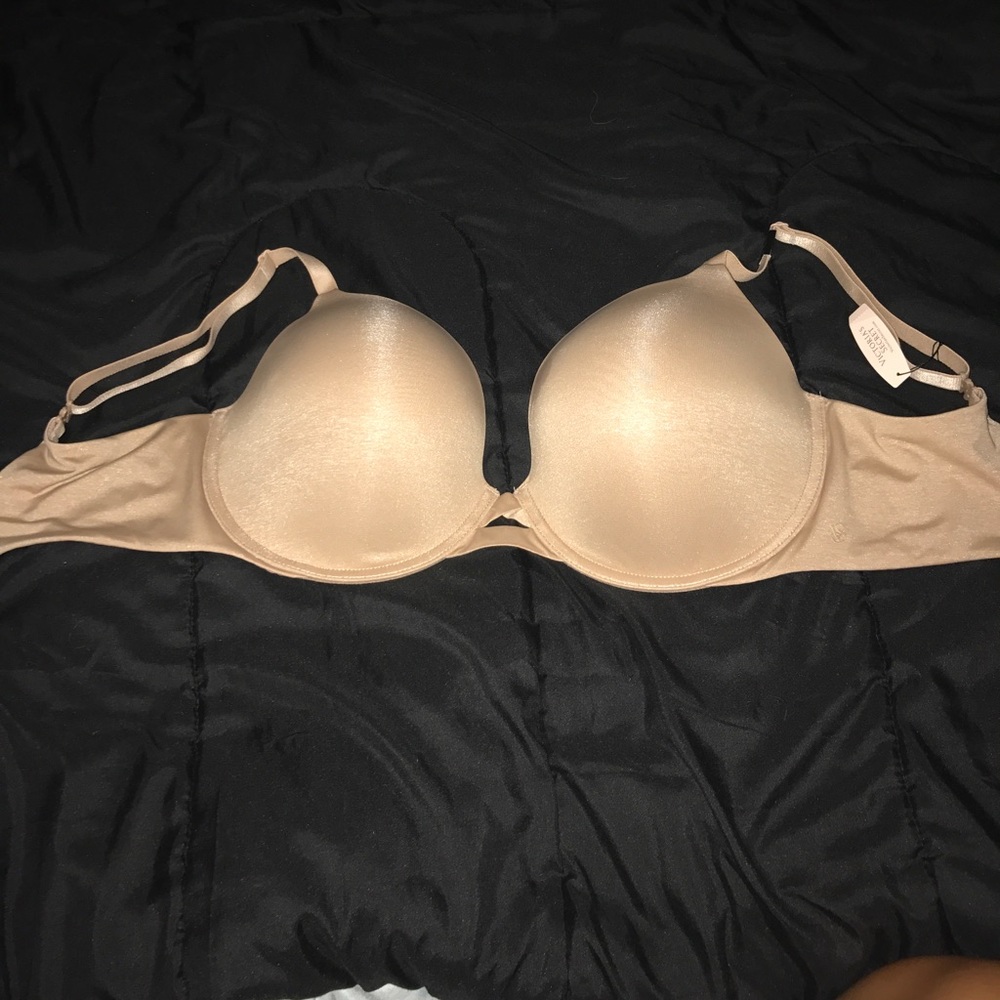 Victoria's Secret nude bra 36DDD