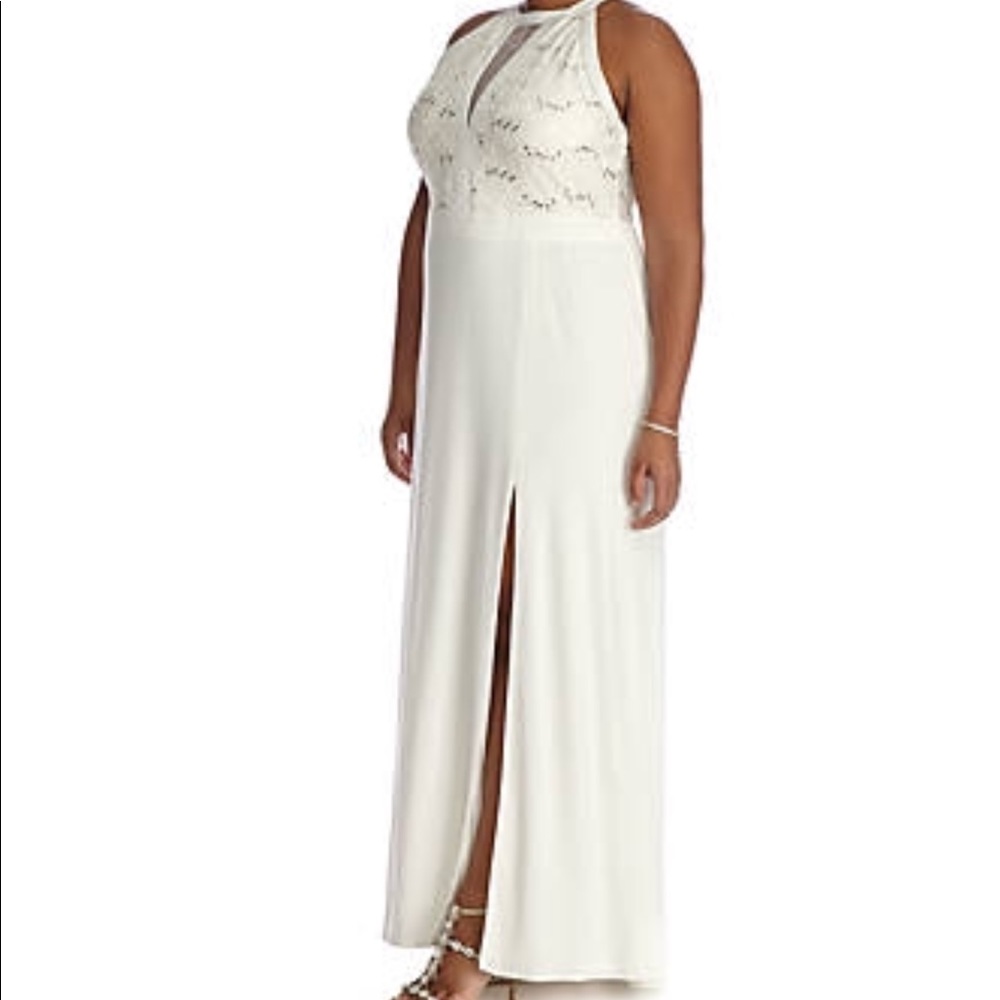 BEAUTIFUL LACE AND SEQUIN JERSY GOWN