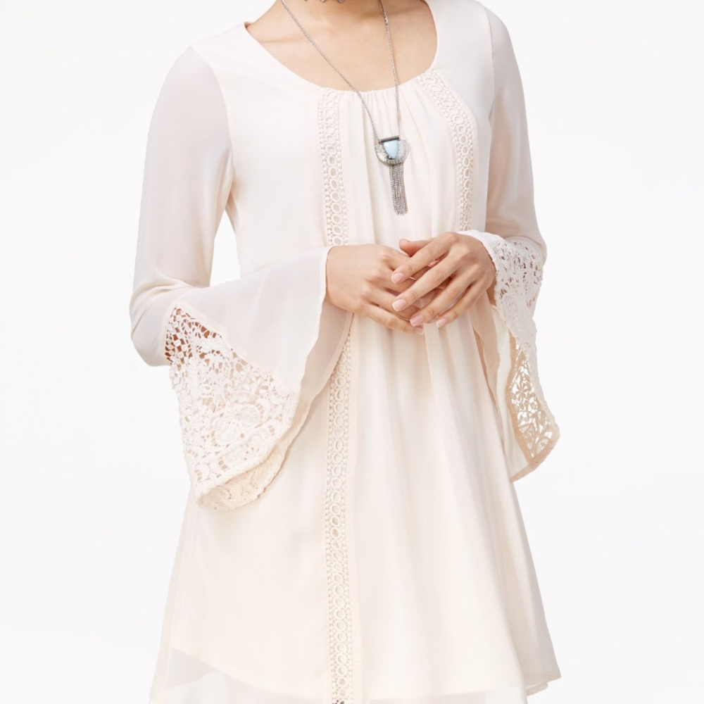 Bell sleeves dress
