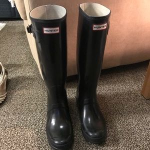 Black Hunter Rainboots