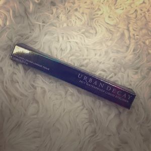 Urban Decay 24/7 waterproof liquid eyeliner