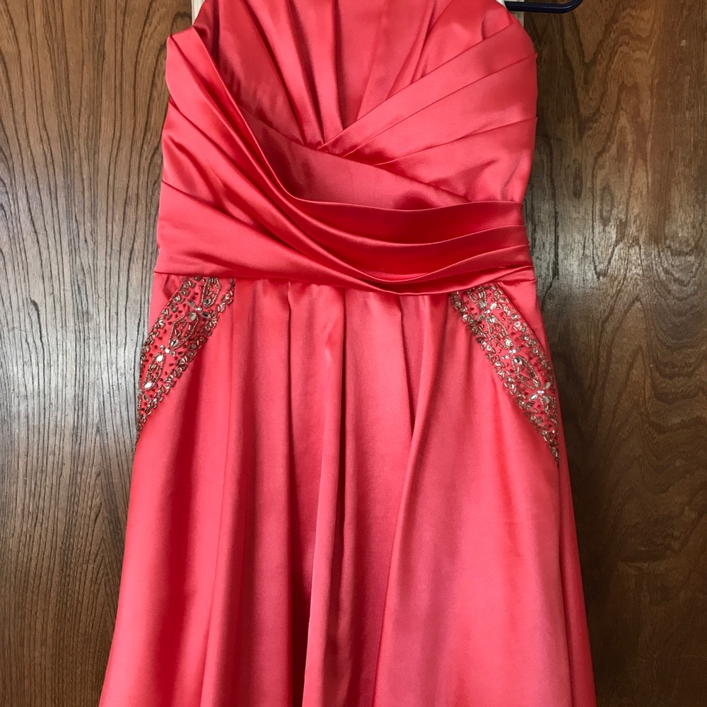 Coral strapless prom dress