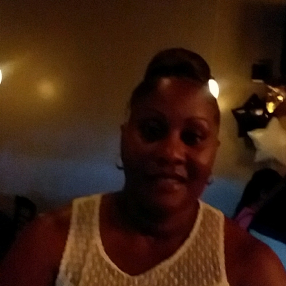 Meet your Posher, Elinora