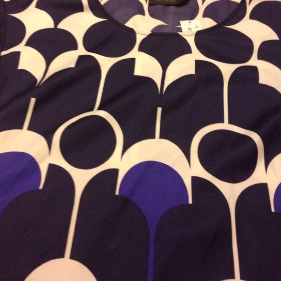 Gorgeous patterned silky dress from the limited - Picture 2 of 5