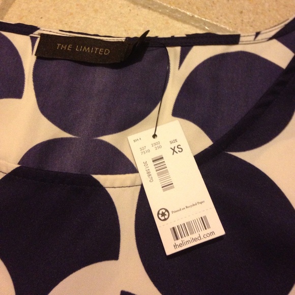 Gorgeous patterned silky dress from the limited - Picture 4 of 5