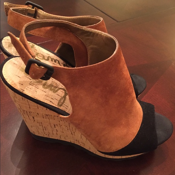 Sam Edelman Two Tone Wedges - Picture 2 of 5
