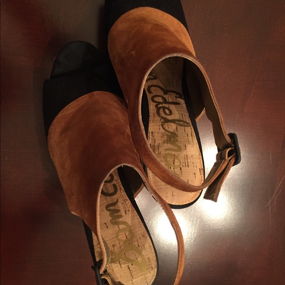 Sam Edelman Two Tone Wedges - Picture 5 of 5