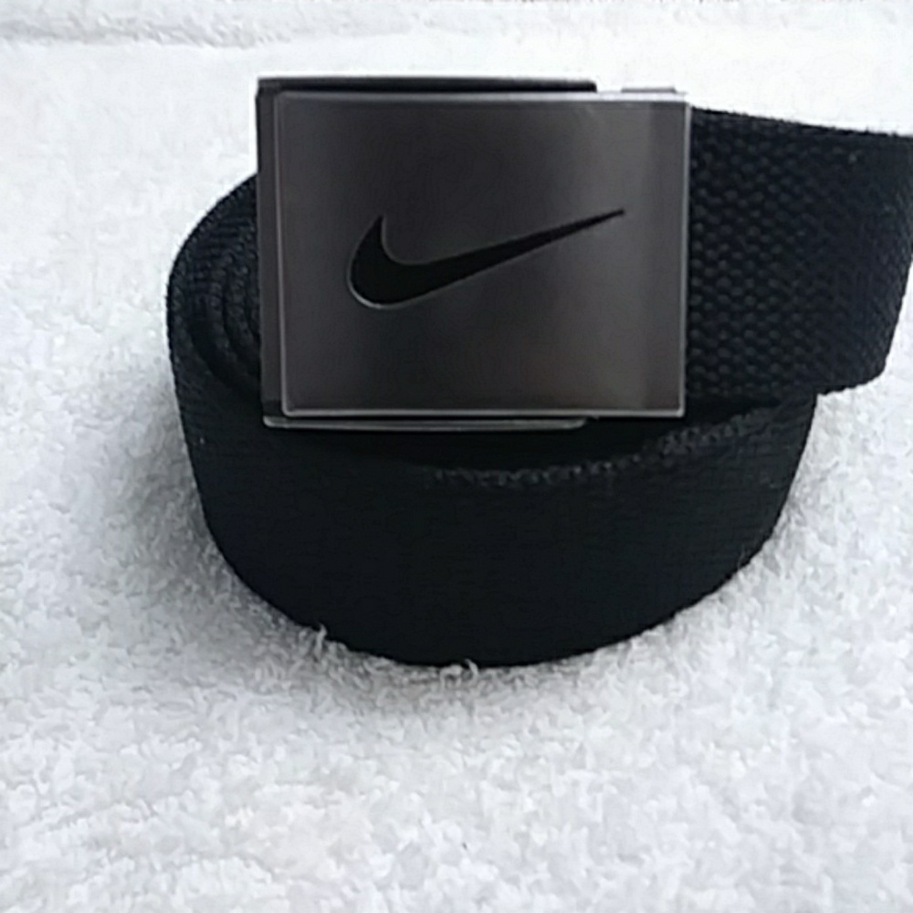 Nike belt