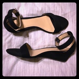 Old Navy Black Suede Wedge