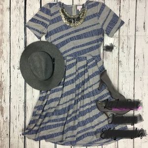 Lularoe Amelia.