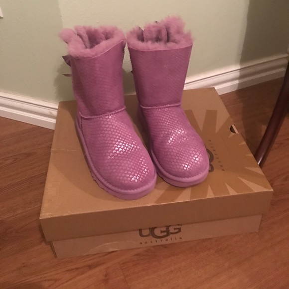 Bailey bow Ugg boots - Picture 2 of 4