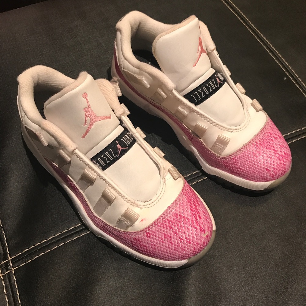 Jordan Retro 11