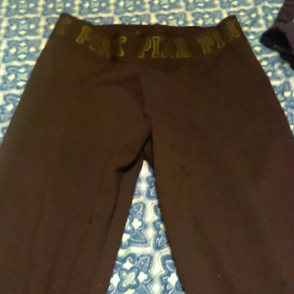 PINK by vs solid black capri leggings