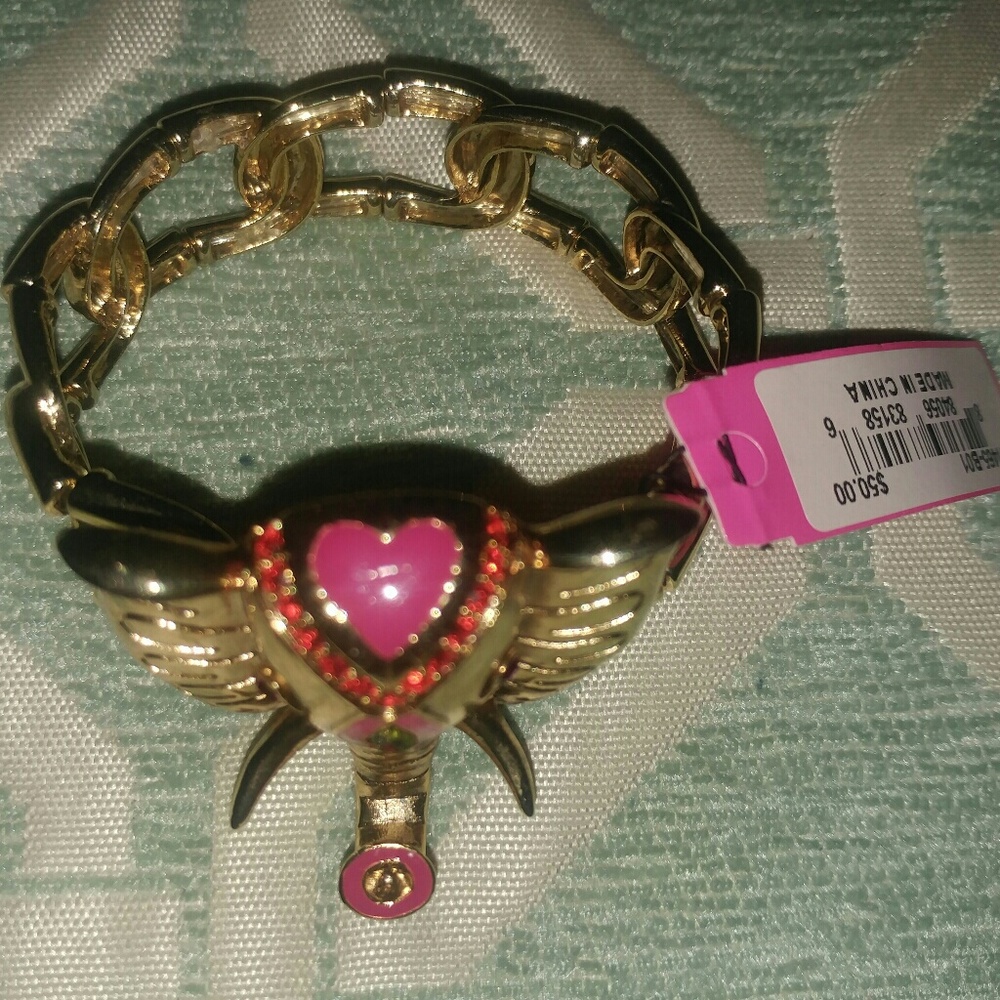 Betsey Johnson BRACELET *FLASH SALE