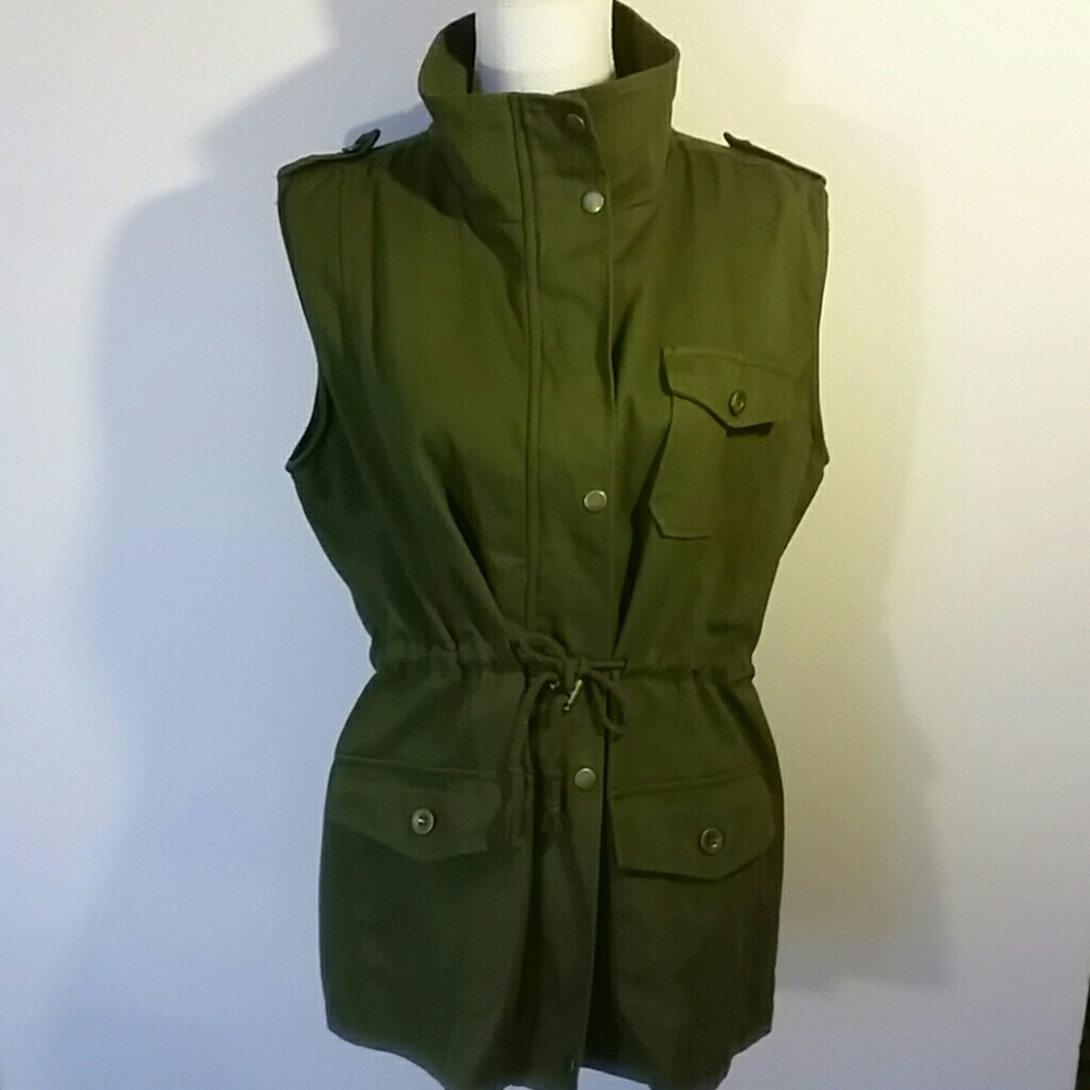Maevour utility vest very trendy style - Picture 1 of 7