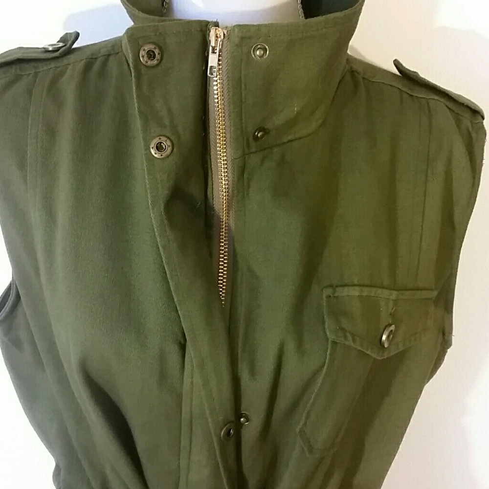 Maevour utility vest very trendy style - Picture 3 of 7