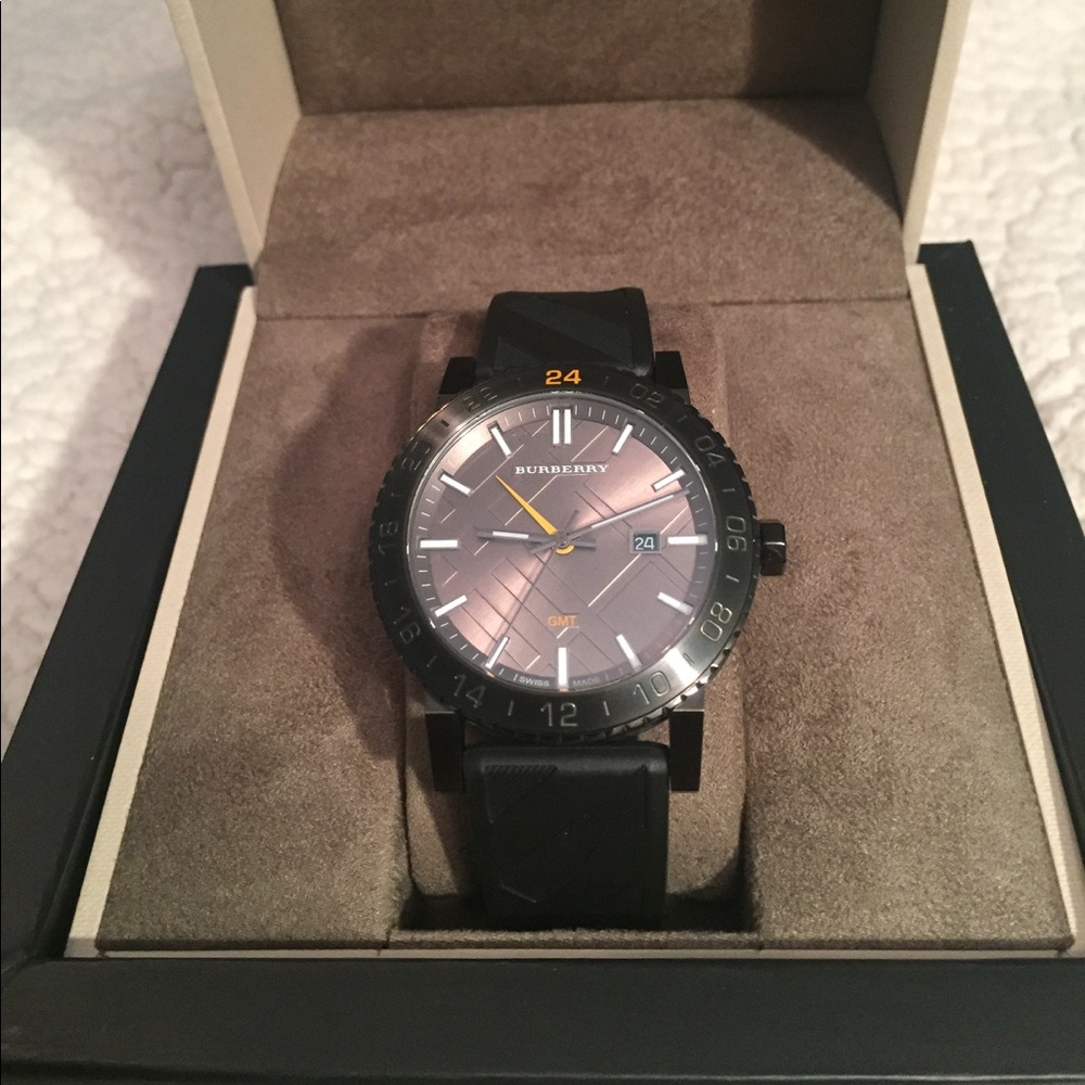 Burberry “The City” luxury sport watch