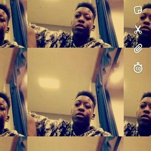 Meet your Posher, Omari