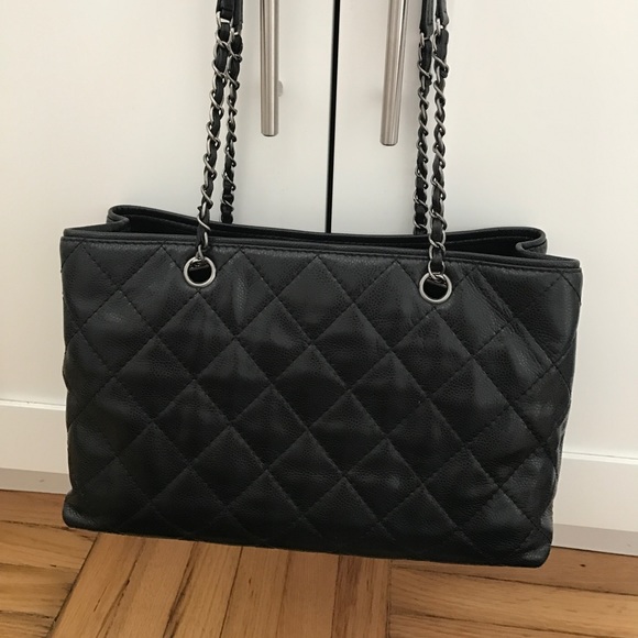 SOLD- Chanel Be Caviar tote - Picture 2 of 8