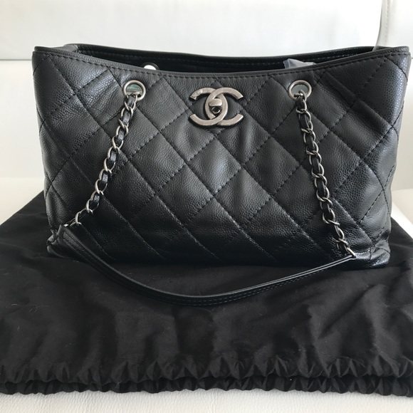 SOLD- Chanel Be Caviar tote - Picture 5 of 8