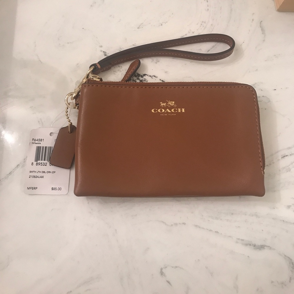 Coach Leather Wristlet - brown