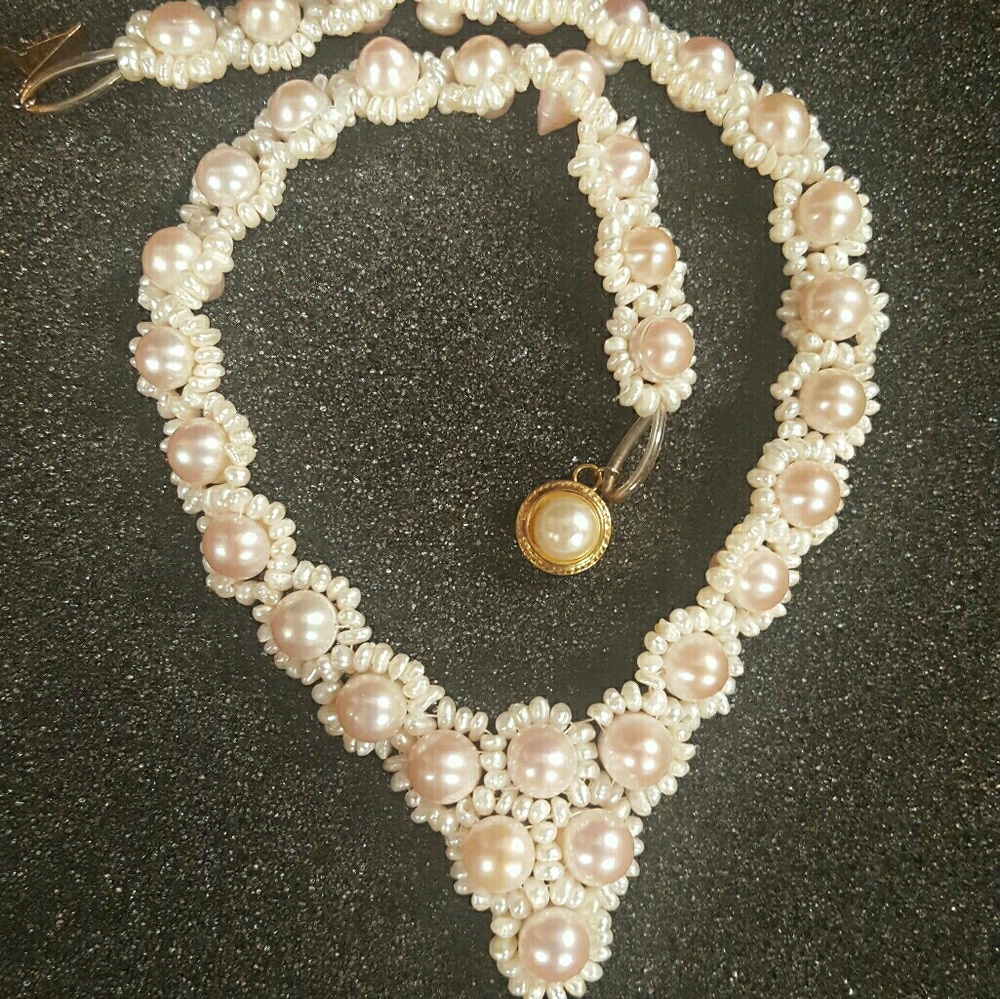 "1 of a Kind" Hand Made Beautiful Pearl Necklace