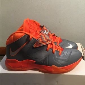 Lebron soldier 7 orange grey fire