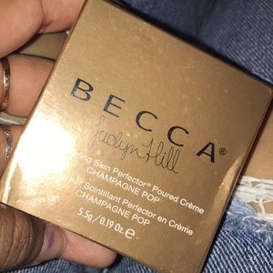 Jaclyn Hill Becca Highlighter