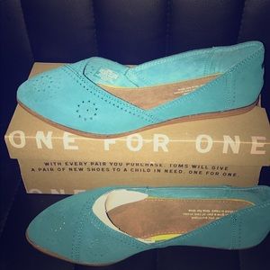 Toms Woman Flats