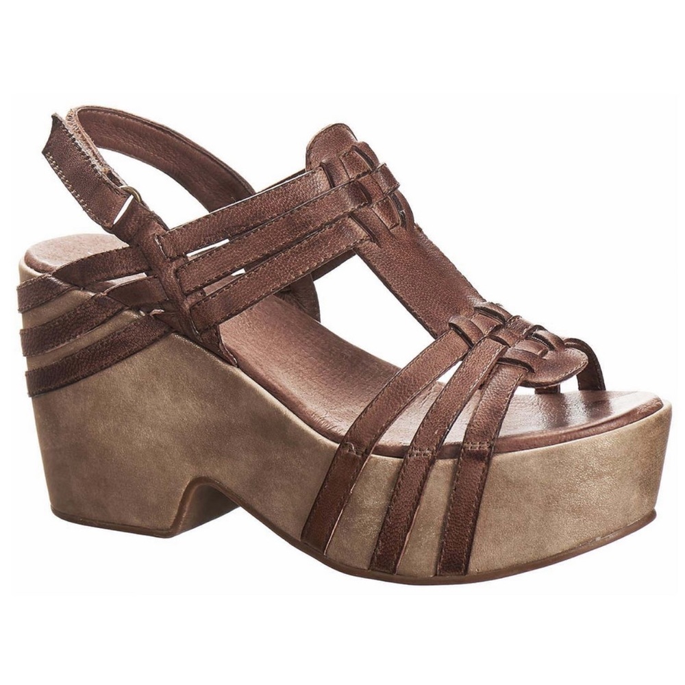 Antelope brown wedges! Style 900. Size 38!