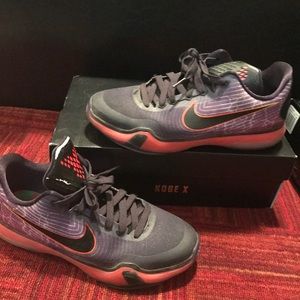 Boys Kobe Basketball Shoes