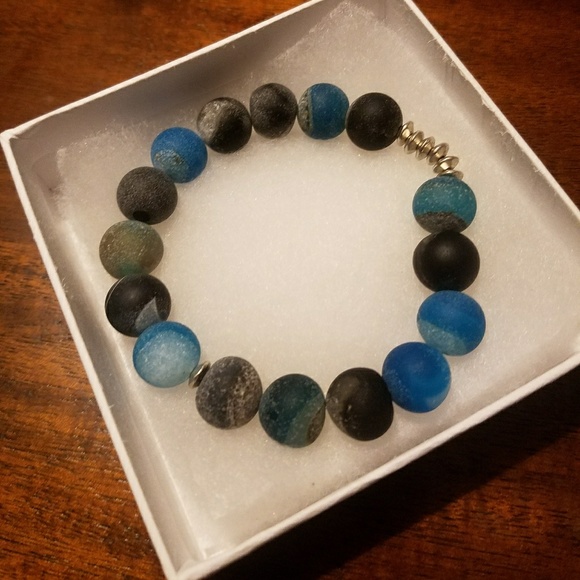 Accessories - Picture 1 of 1