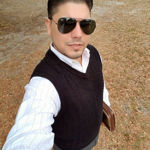 Meet your Posher, Magdiel