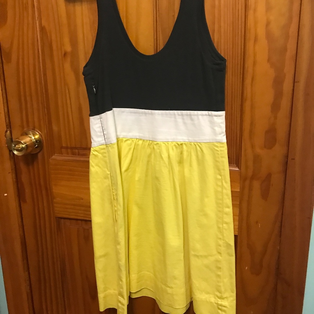 Express yellow, gray & white dress!