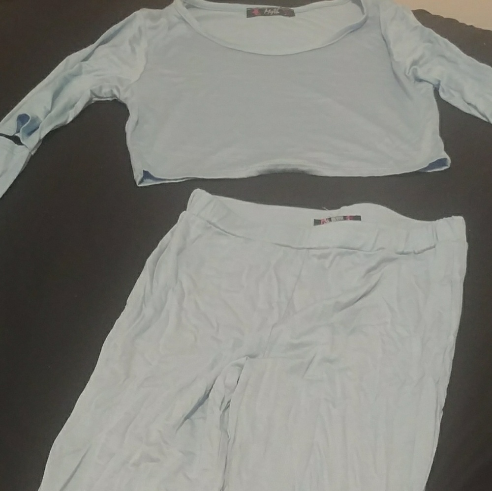 Crop top with Leggings Two piece (brand new)