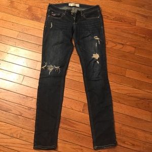 Hollister ripped skinny jean