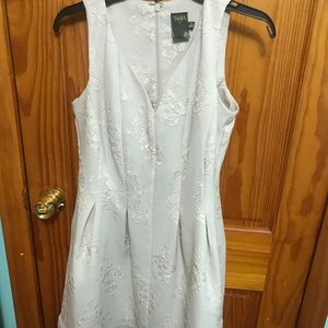 Taylor Tan dress size 2!