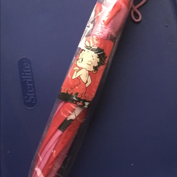 💥.   Betty Boop umbrella C-12 - Picture 4 of 4