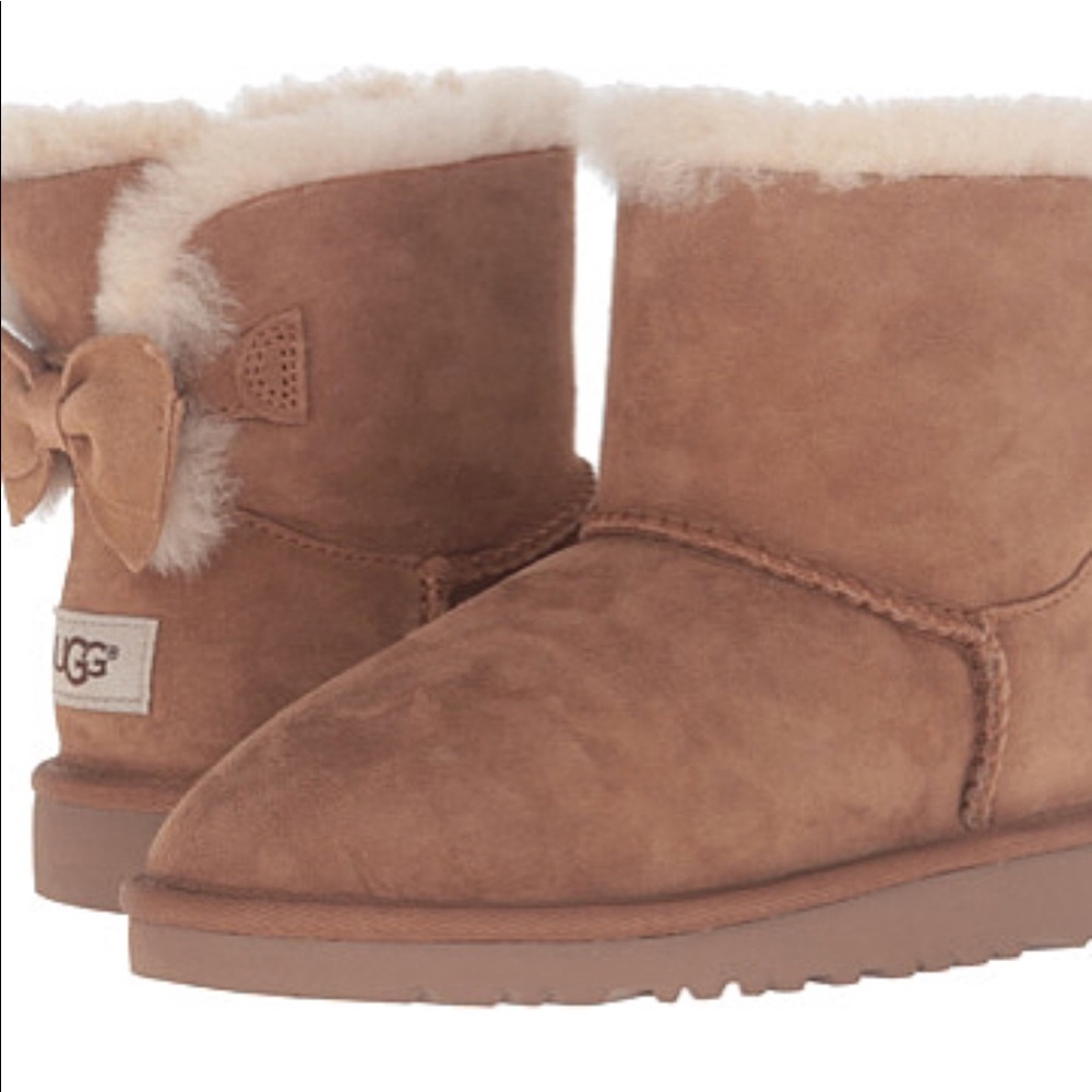 Toddler Uggs size 9