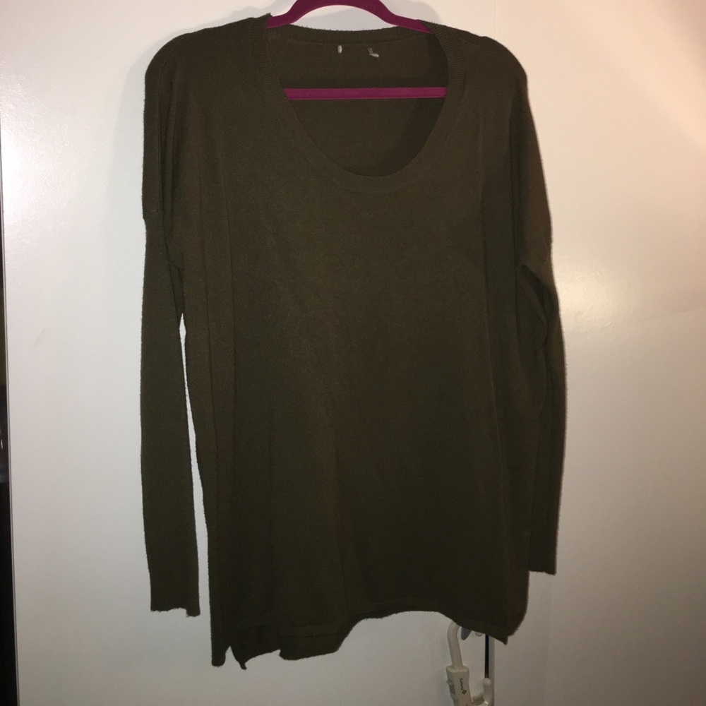 Long Sleeve Soft Sweater - Picture 2 of 7