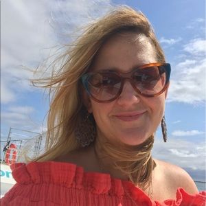 Meet your Posher, Karee