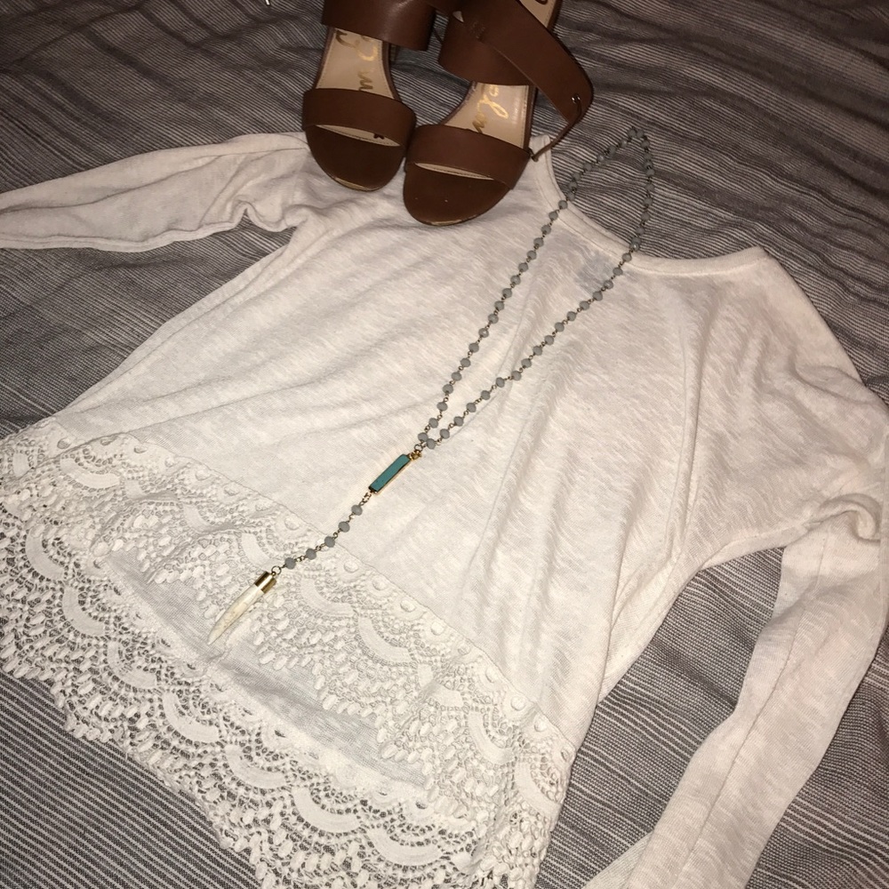 Forever 21 lace sweater shirt