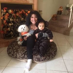 Meet your Posher, Teresa