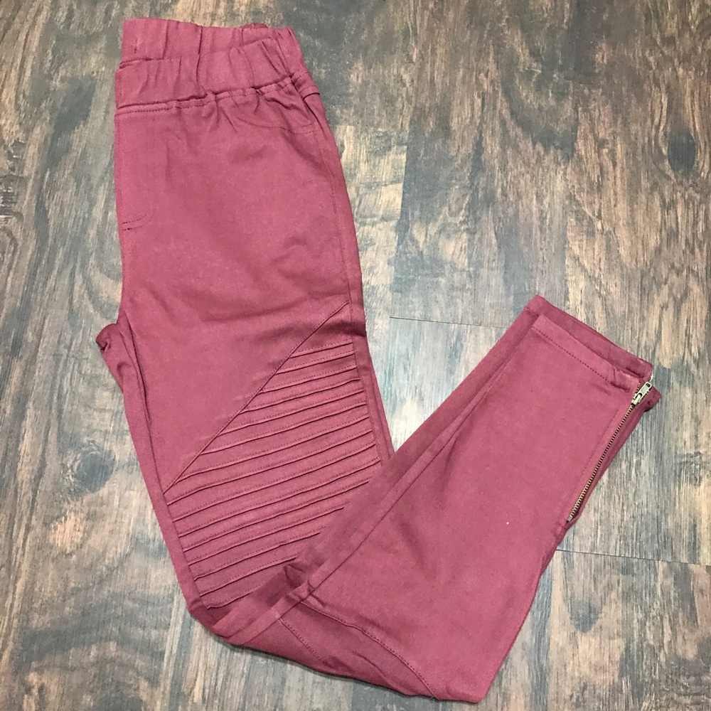 Umgee brand boutique Moto Jeggings - Wine color
